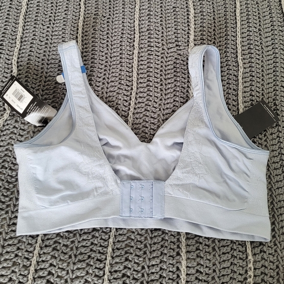 Bali Women's Comfort Bra - Light Gray - Picture 3 of 3